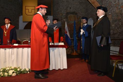 Awarding the honorary title of Doctor honoris causa to prof. Ing. Vladimír Vašek, CSc.